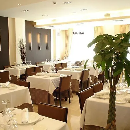 Asador H.m. Versus Hotel Burgo