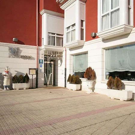 Hotel Asador H.m. Versus Burgo