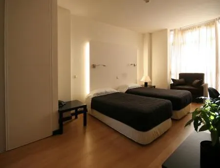 Asador H.m. Versus Burgo