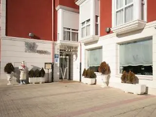 Hotel Asador H.m. Versus Burgo