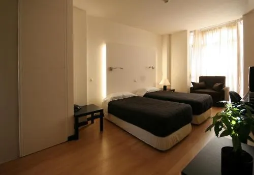 Asador H.m. Versus Burgo